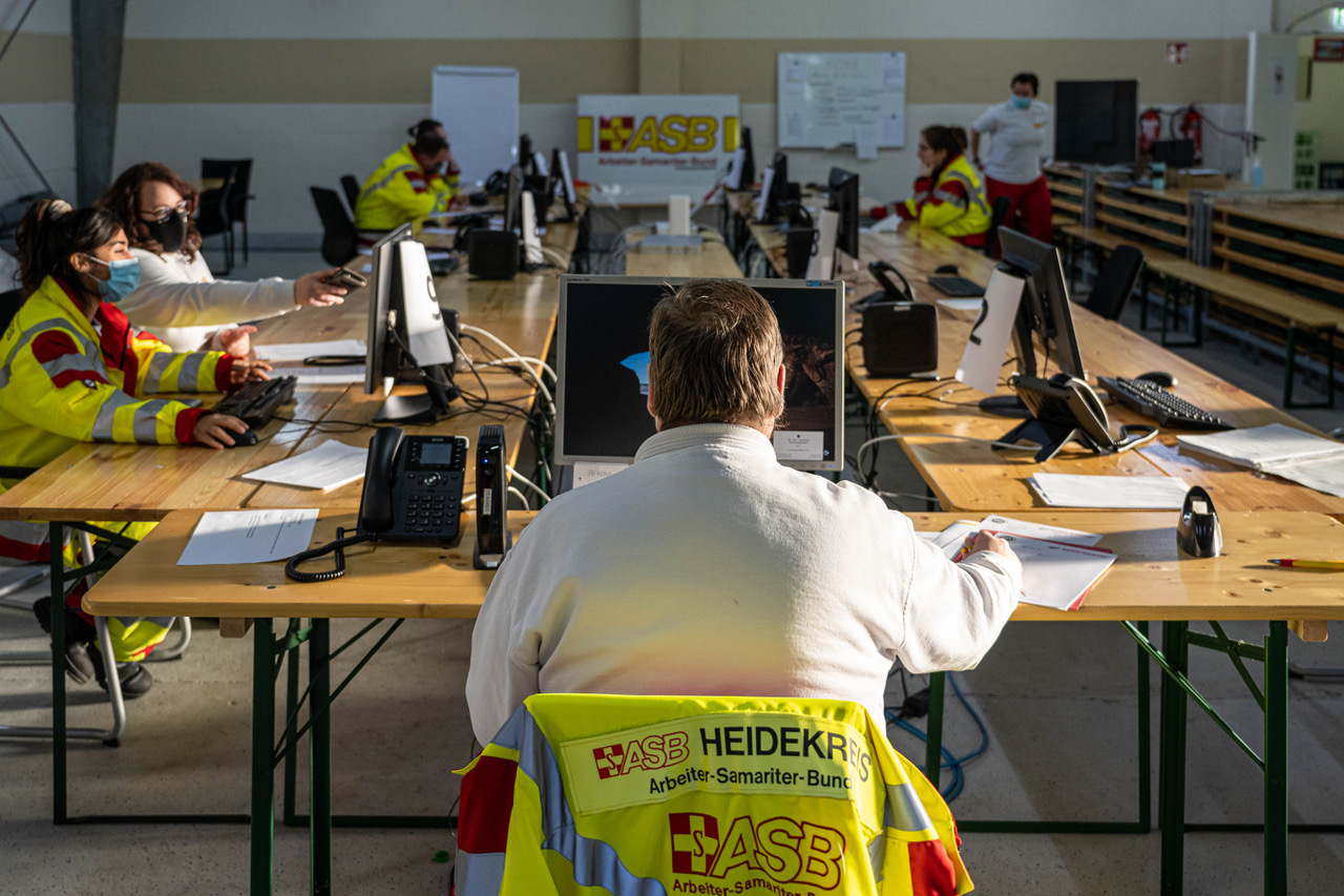 Neun Ehrenamtliche vom ASB unterstützen das Gesundheitsamt Heidekreis